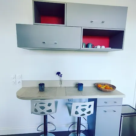 Apartment With Balcony 100m Away *