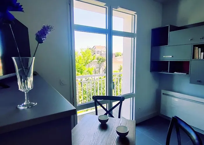 With Balcony 100m Away